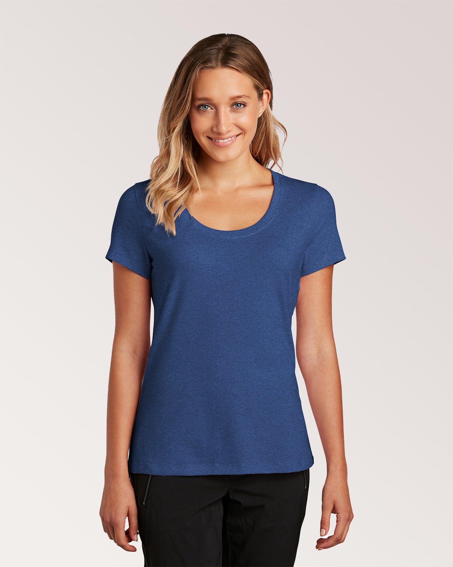 District ® Women’s Flex Scoop Neck Tee - DT8001