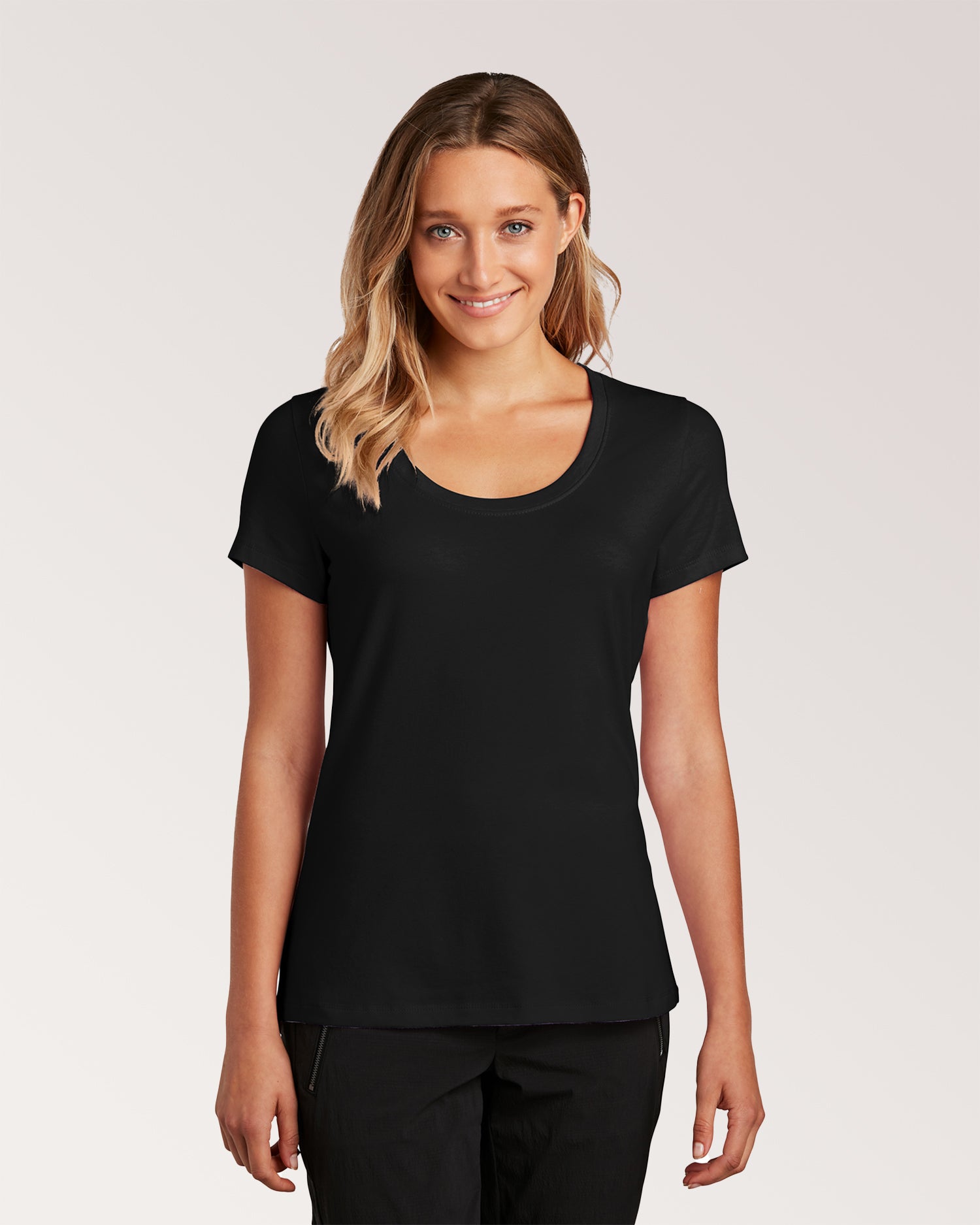 District ® Women’s Flex Scoop Neck Tee - DT8001